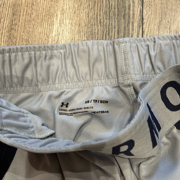 Under armour shorts - Picture 3 of 4